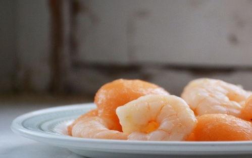 蟹黄和哈密瓜一起吃,跨界美食新体验  第2张