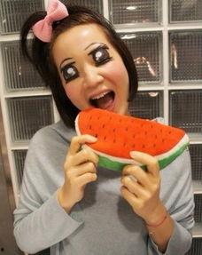 阿雅全班吃瓜,欢乐时光里的甜蜜回忆  第2张