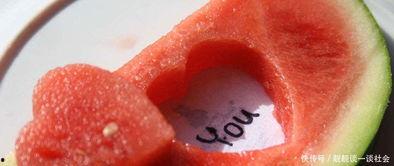 蓝阿姨吃瓜,蓝阿姨的瓜田奇遇记  第2张