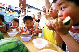 联华超市吃瓜大赛,全民狂欢,瓜王争霸 第1张 联华超市吃瓜大赛,全民狂欢,瓜王争霸 第1张